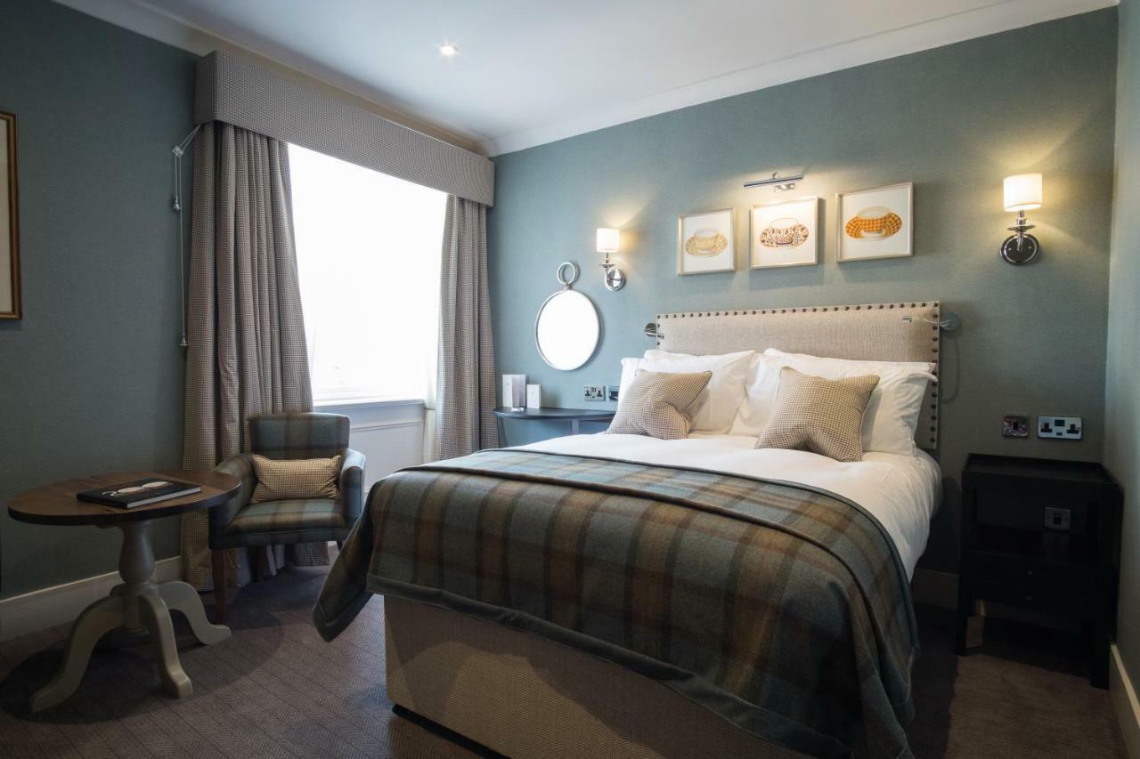 The Arms 5*